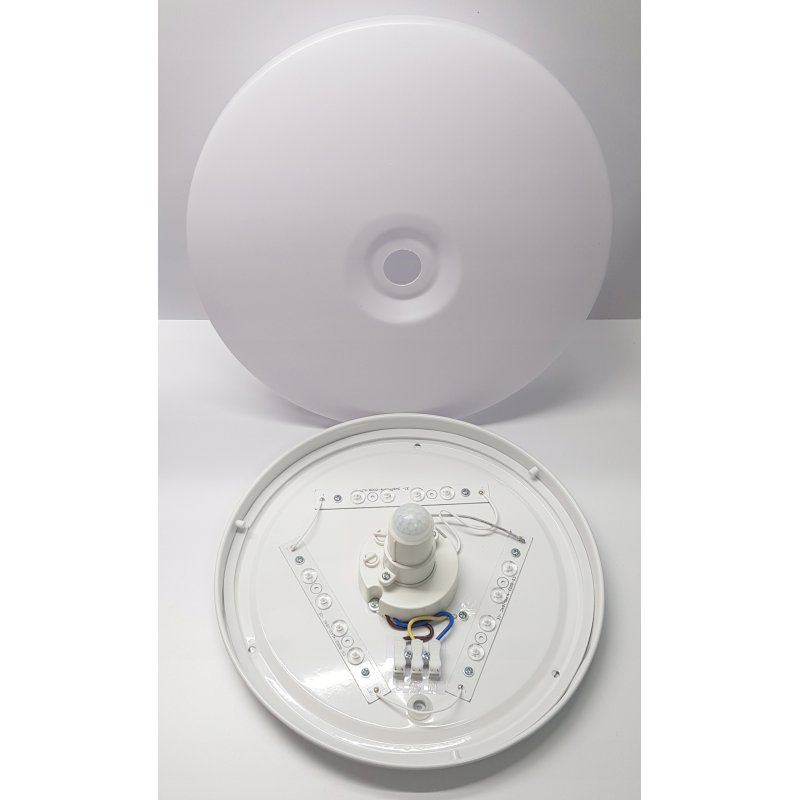 Plafon lampa LED IP44 18W z czujnikiem ruchu PIR