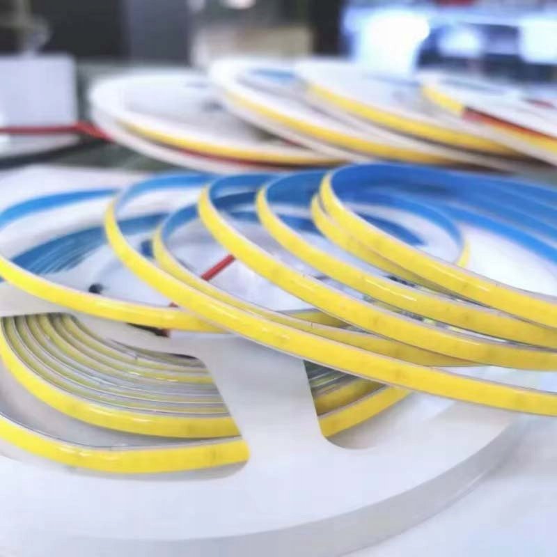 Taśma LED COB wąska 5mm 24V 600 diod/m 12W/mb linia neon mutiwhite CCT 5m