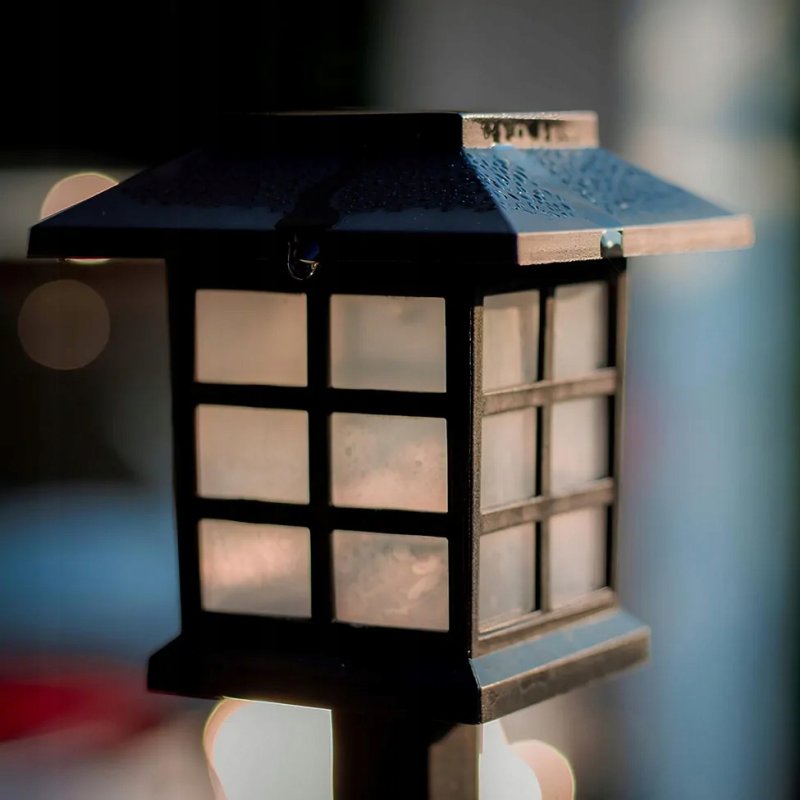 Lampka ogrodowa SOLARNA Latarenka mała lampa RETRO wbijana barwa ZIMNA