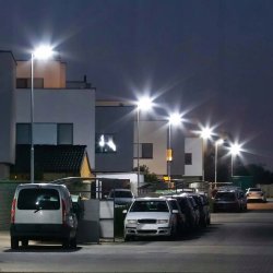 Lampa uliczna przemysłowa parkowa na słup IP65 LED 2000W sieciow 230V Zimna