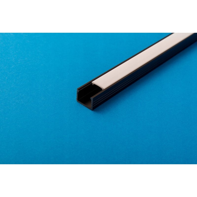 PROFIL PCV CZARNY NAWIERZCHNIOWY do LED 2m + KLOSZ