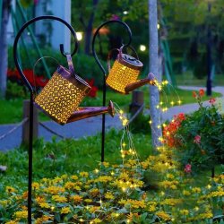 Lampa Solarna Ogrodowa Konewka Z Czujnikiem Zmierzchu Szczelna LED IP65