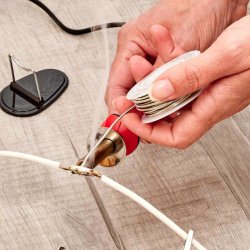 CYNA LUTOWNICZA Spoiwo z Topnikiem Kalafonią rolka 50g 1mm Dla Elektroników