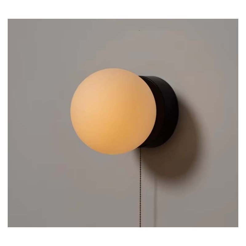 LAMPA ścienna KINKIET z włącznikiem on/off łańcuszkowym SZKLANY KLOSZ KULA