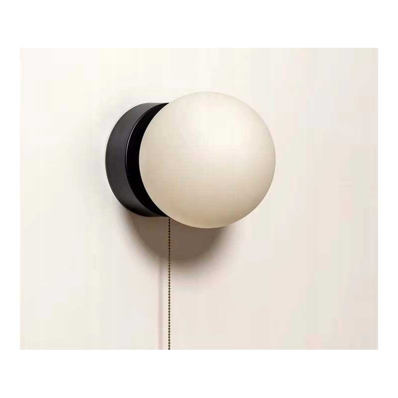 LAMPA ścienna KINKIET z włącznikiem on/off łańcuszkowym SZKLANY KLOSZ KULA
