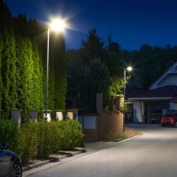 Lampa uliczna przemysłowa parkowa IP65 LED 150W zasilana sieciowo 230V NW