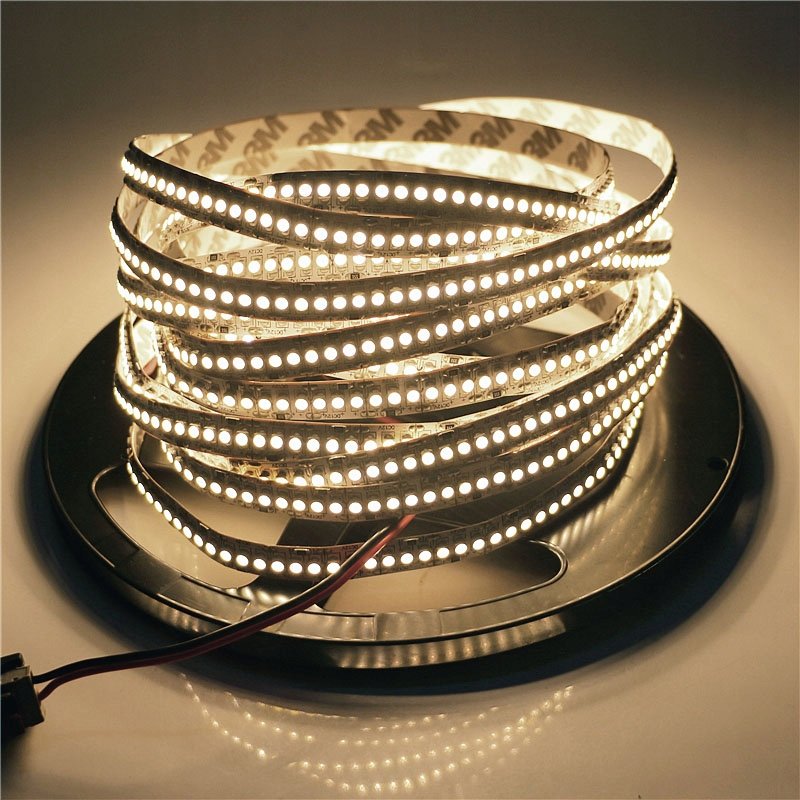 TAŚMA LED SUPER MOCNA PREMIUM 12V smd 2835 IP20 240diod/m NEUTRALNA 1m